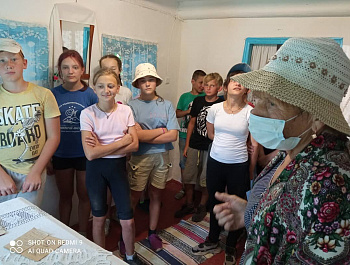 В музее - усадьбе побывала экскурсионная группа из села Белая Глина